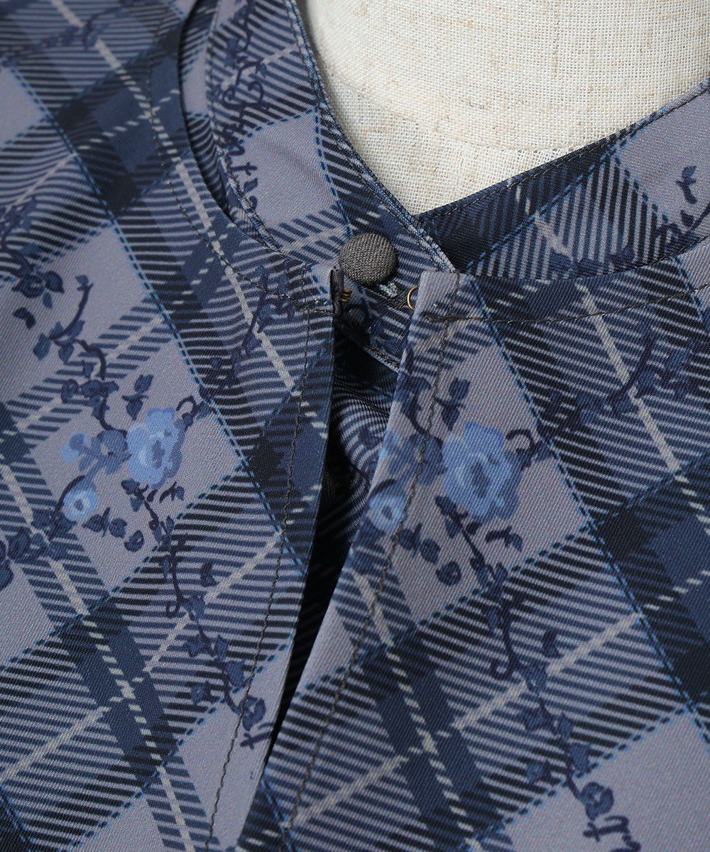 リボンタイを外した場合 (gray×navy)