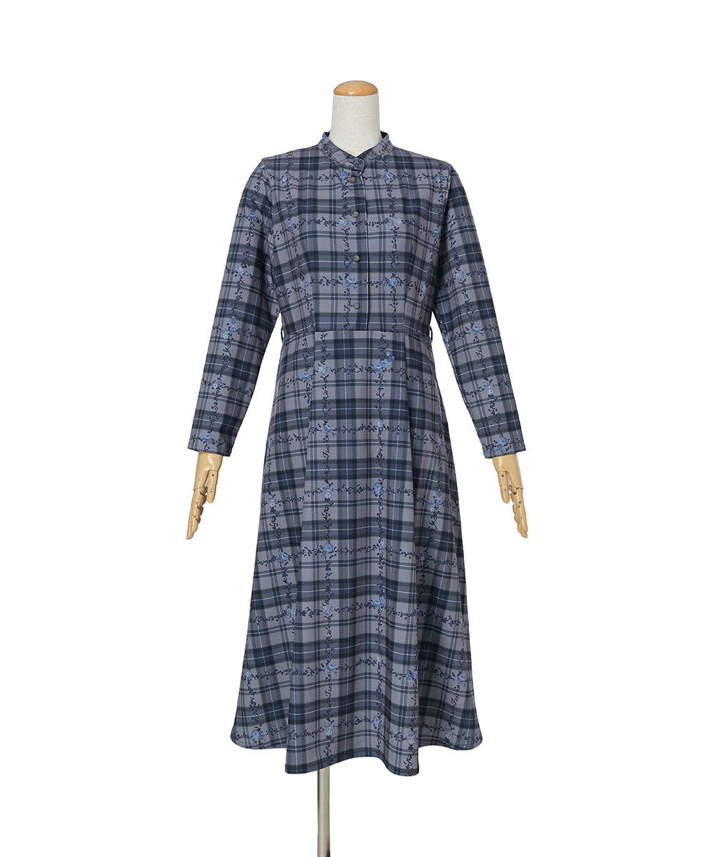 リボンタイとケープを外した場合 (gray×navy)