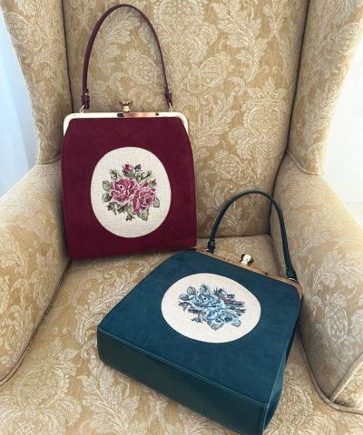 【ご予約】カメオローズ刺繍スクエアがま口バッグ/an another angelus [55BC05a002][8月下旬入荷予定]