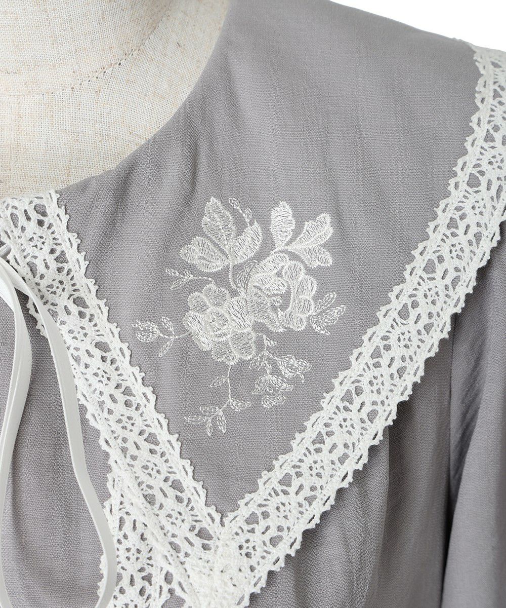 刺繍アップ(light gray)