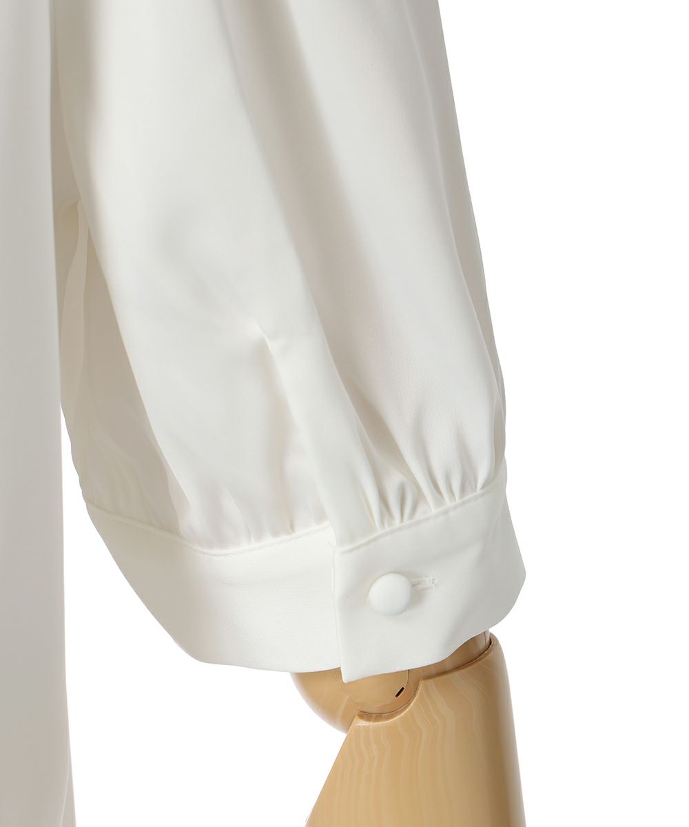 袖元 (off white)
