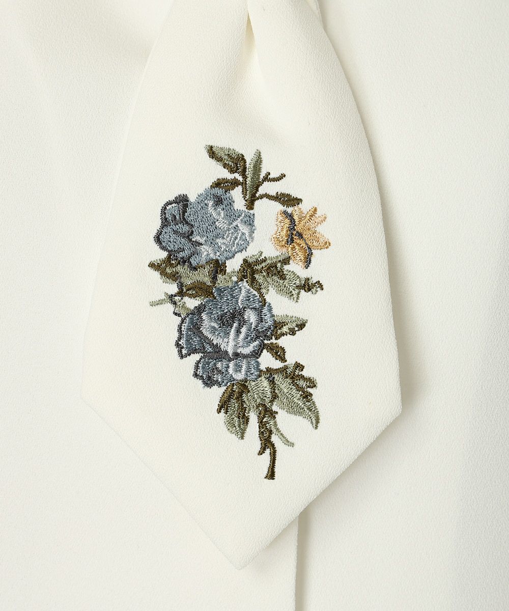 刺繍 (off white)