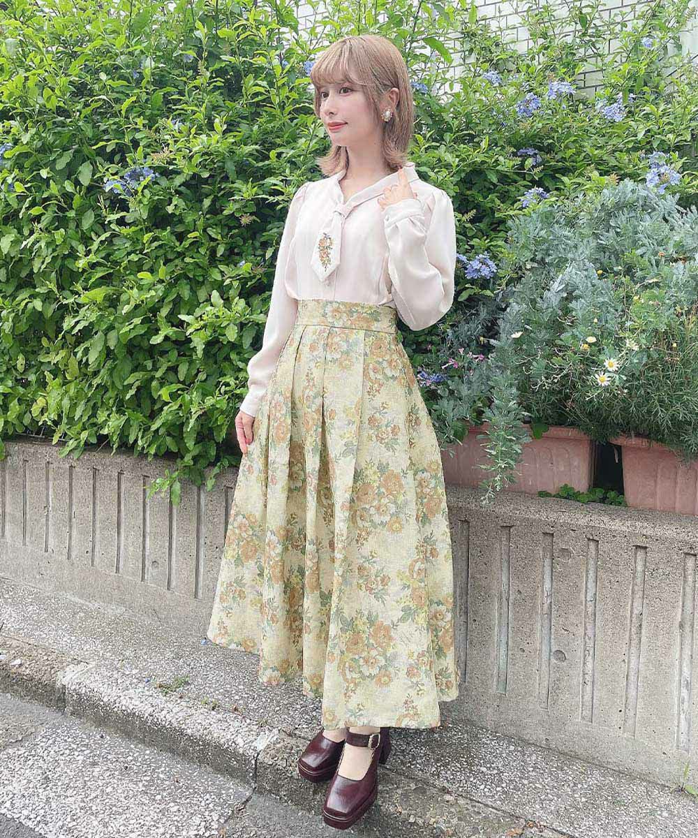 beige / 152cm