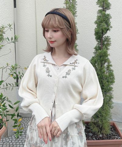 ■【ご予約】ローズ刺繍リブニットカーディガン/an another angelus [55BJ04j001][9月中旬入荷予定]【2025秋】