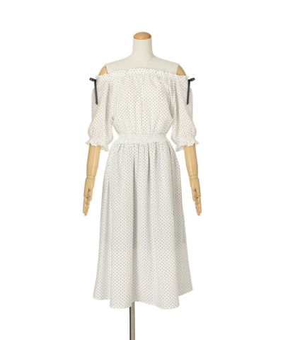 Off-the-shoulder (off white×black)
