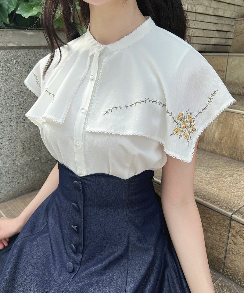 スクエアケープ衿ローズ刺繍ブラウス/an another angelus [55BF02f007