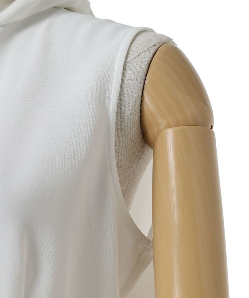 Sleeve up (off white)