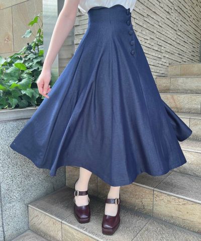 High-waisted scalloped denim-like flared skirt / an another angelus [55BG02p005]