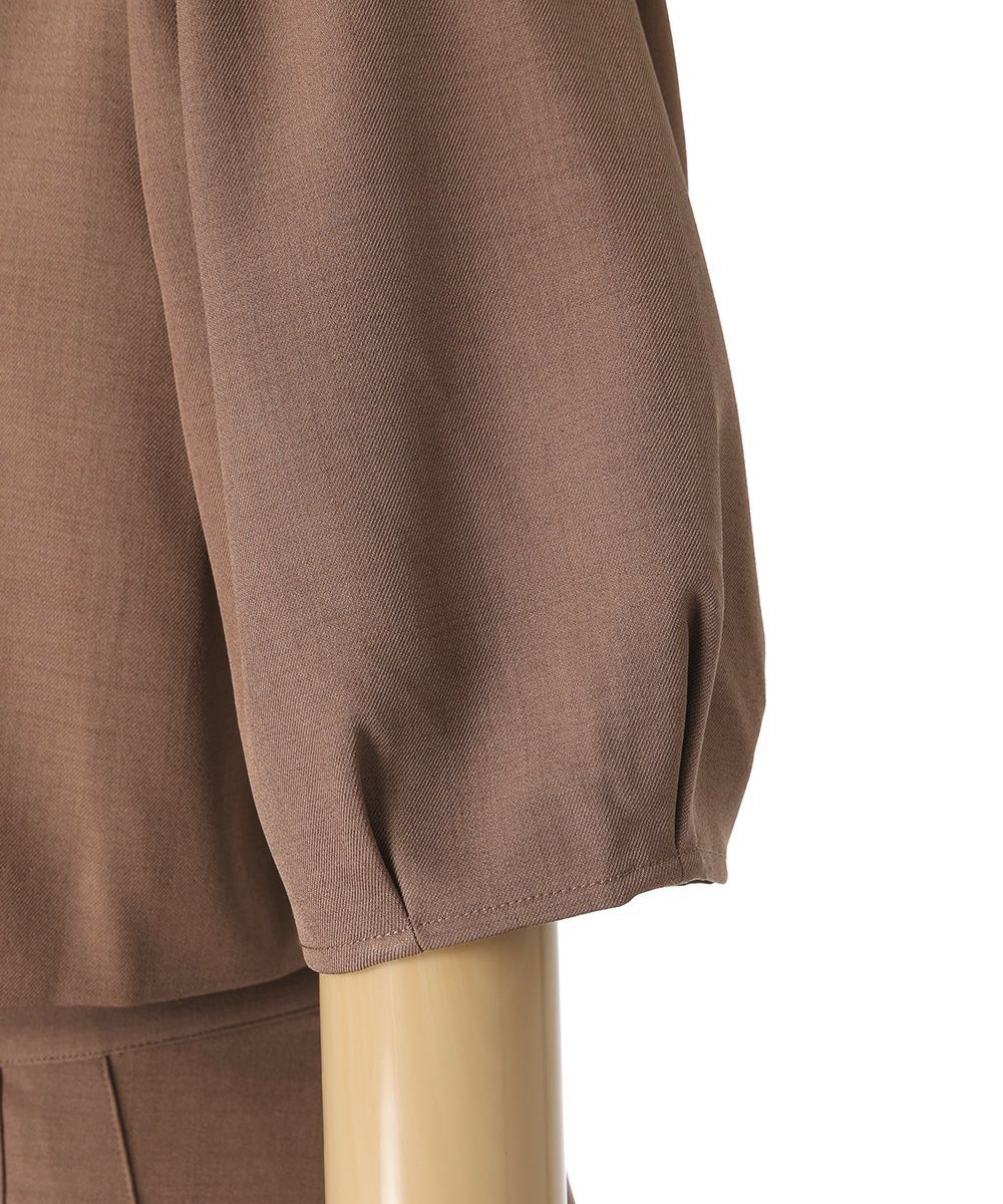 袖元 (brown)