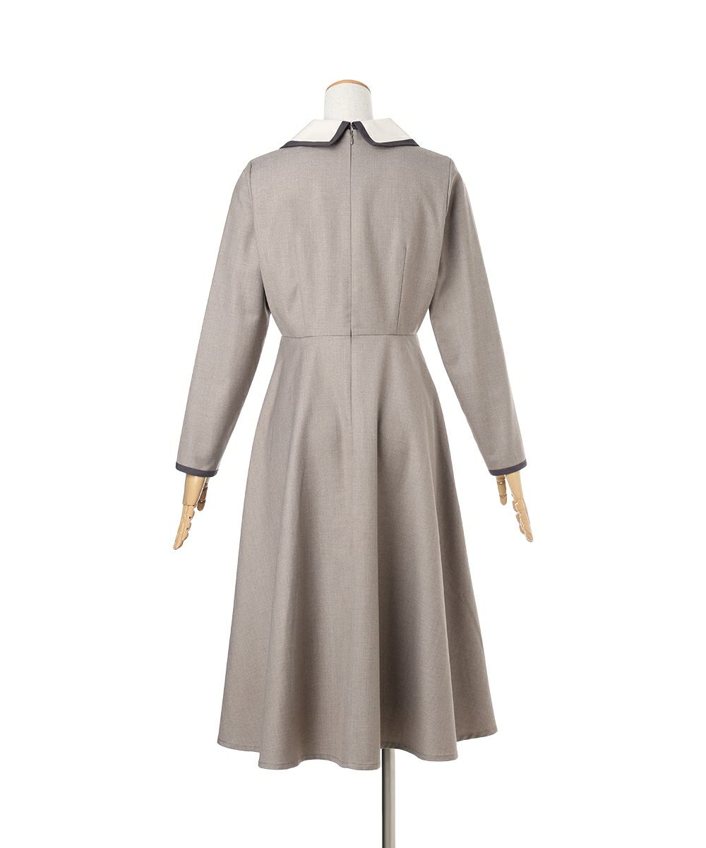 バック (beige)