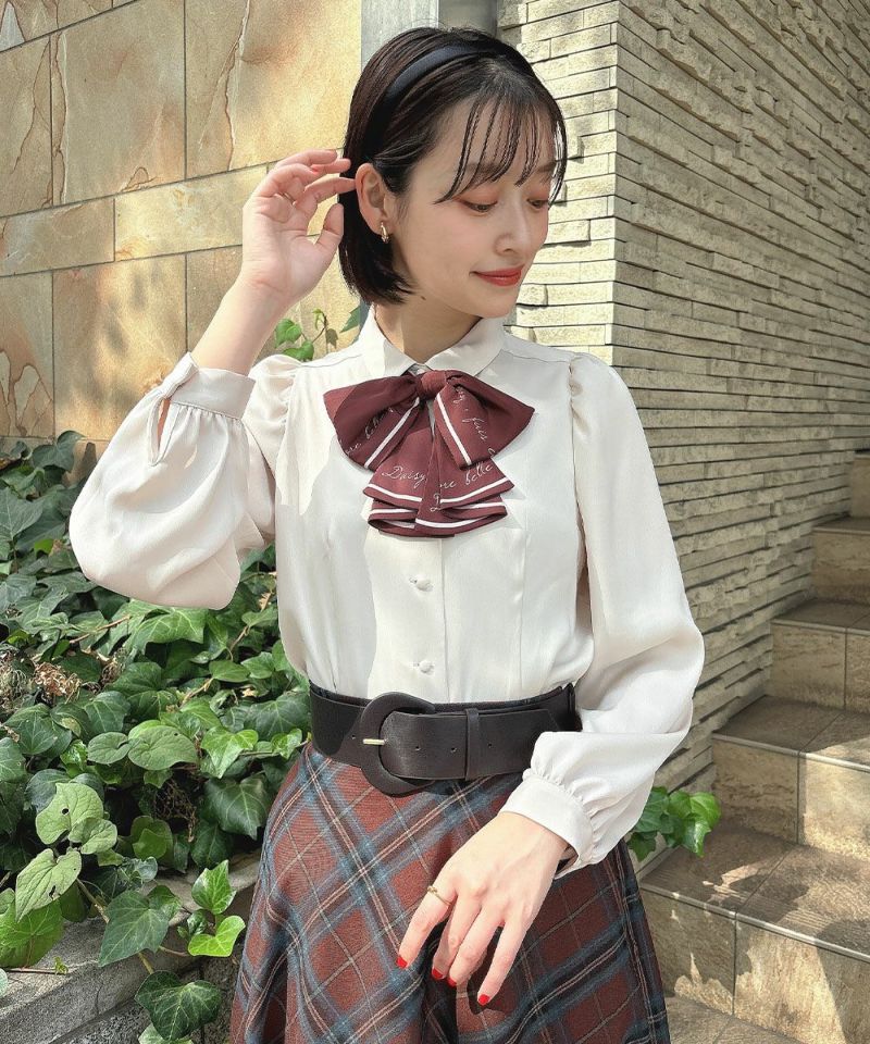 ご予約】スカーフ風ラッフルリボンタイ付き長袖ブラウス/an
