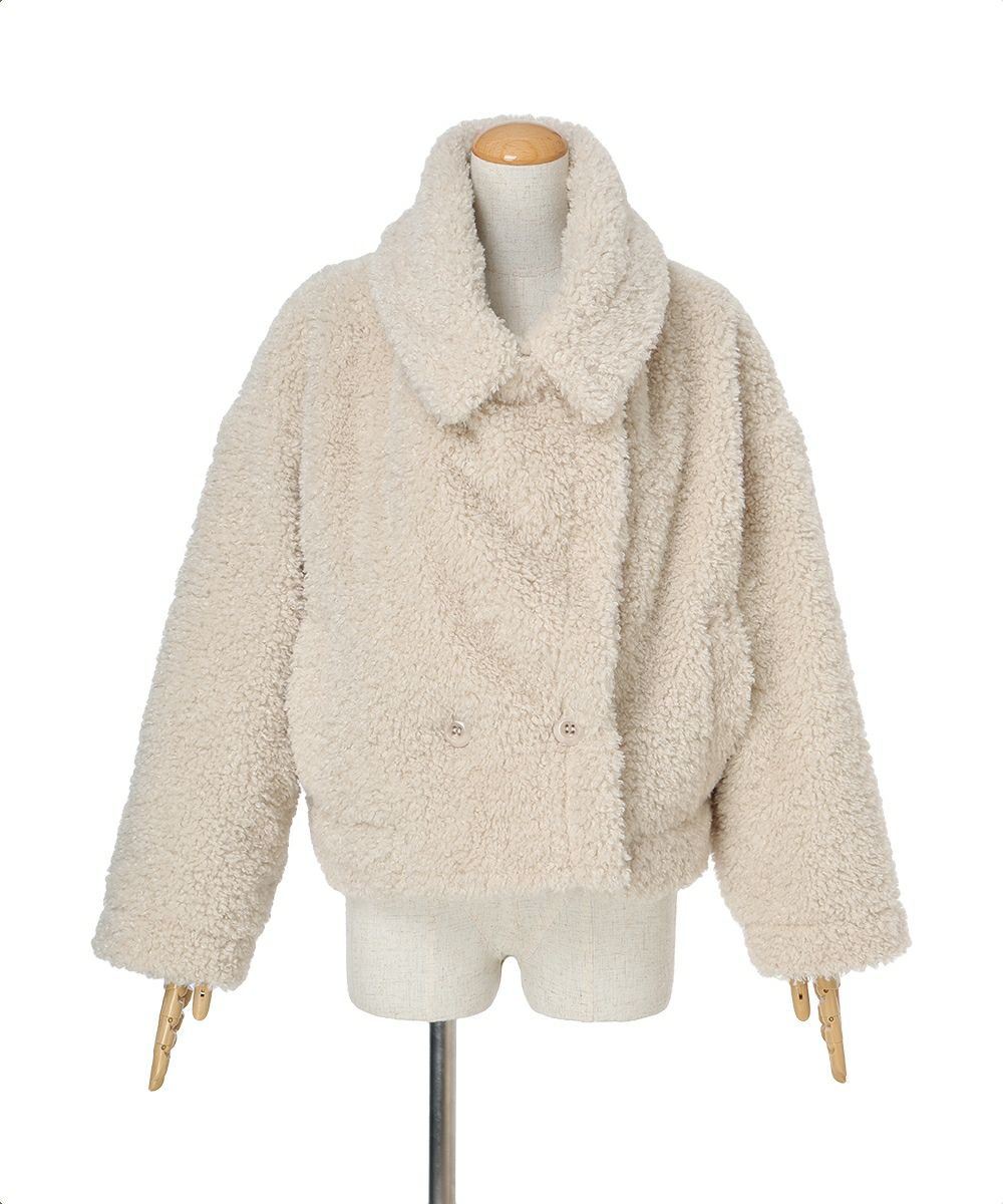 衿を閉めた状態 (off white)