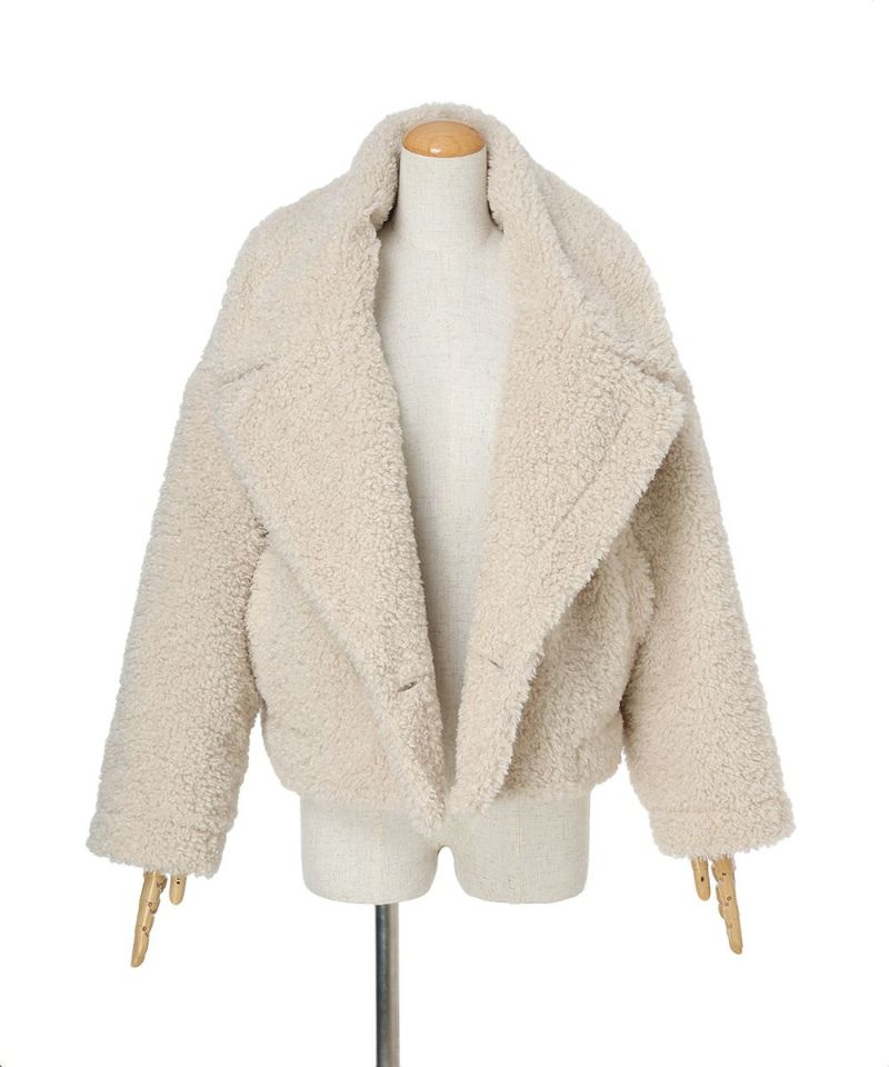 前を開けた状態 (off white)