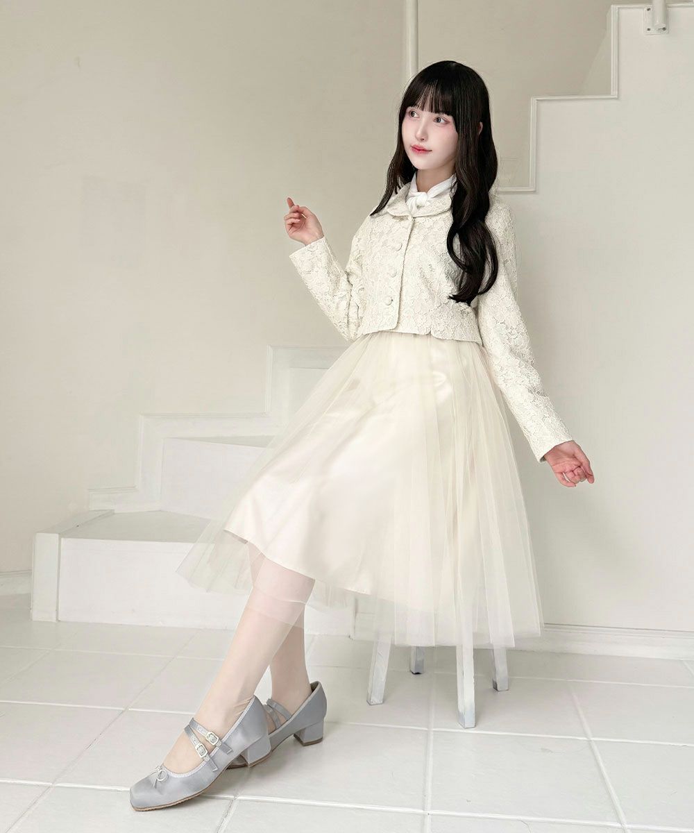 ivory / 157cma
