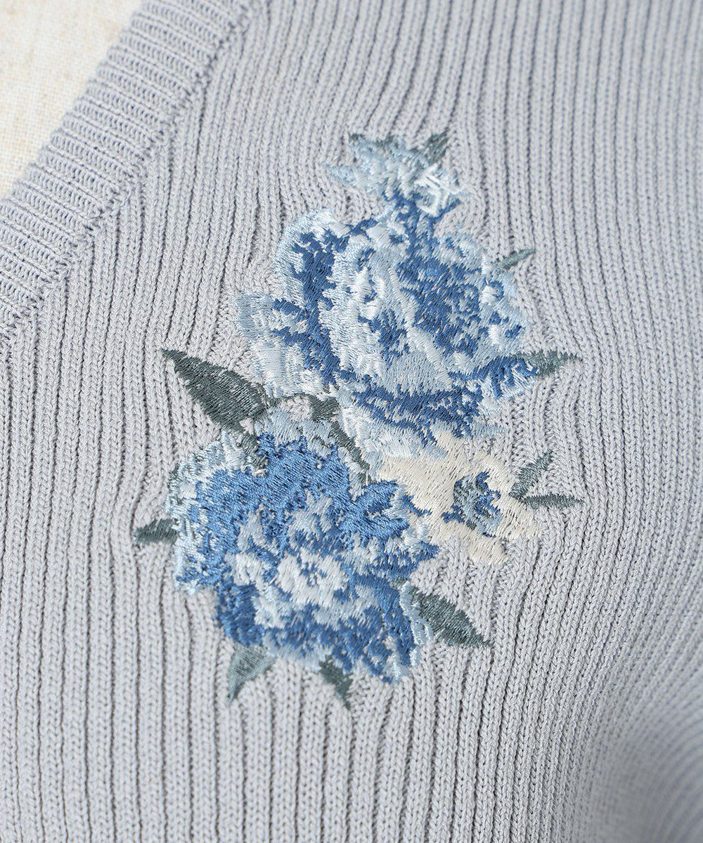 刺繍 (blue gray)