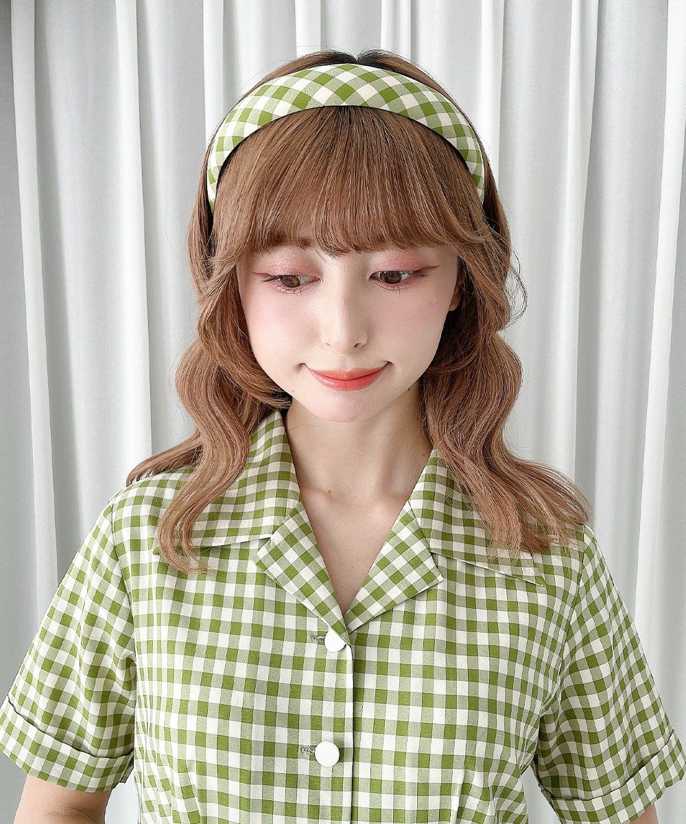 light green×white